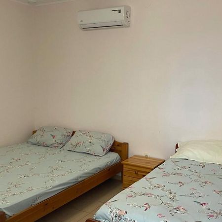 Mini-Hotel Luch Odessa Buitenkant foto