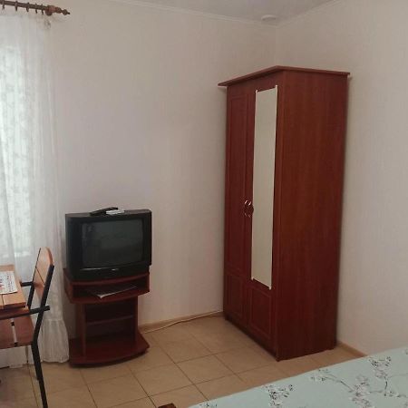 Mini-Hotel Luch Odessa Buitenkant foto
