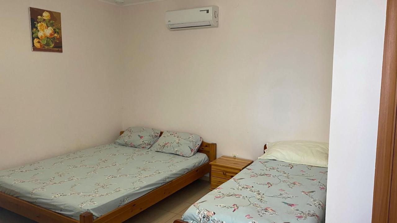 Mini-Hotel Luch Odessa Buitenkant foto